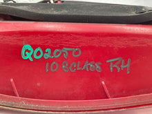 Load image into Gallery viewer, [INVENTORYCAR_YEAR_MAKE_MODEL] TAIL LIGHT LAMP ASSEMBLY Right - NW247424
