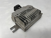 Load image into Gallery viewer, FUEL PUMP CONTROL MODULE COMPUTER LR2 08 09 10 11 12 - NW36965
