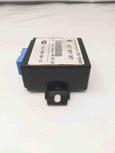 Load image into Gallery viewer, RANGE CONTROL COMPUTER Audi A4 A8 S4 S8 2001 01 - 06 - NW28346
