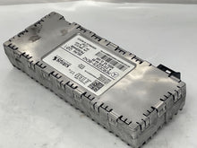Load image into Gallery viewer, SATELLITE RECEIVER B250 C250 C300 C350 C63 E300 E350 E400 E550 E63 10-16 - NW138668
