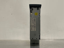 Load image into Gallery viewer, REMOTE CD CHANGER Audi Q7 07 08 09 10 11 - NW136172
