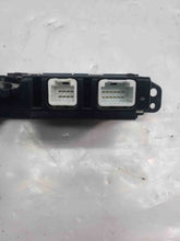 Load image into Gallery viewer, Info-Gps Screen Nissan Leaf 2012 - NW220114
