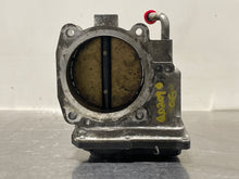 Load image into Gallery viewer, THROTTLE BODY Range Rover Sport LR3 2005 05 2006 06 4.4L - NW246462
