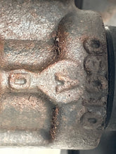 Load image into Gallery viewer, POWER STEERING PUMP  SEQUOIA TUNDRA 2001 01 02 03 04 - 07 - NW164145
