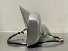 Load image into Gallery viewer, Side View Door Mirror Cadillac SRX 2004 - NW242564
