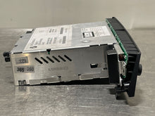 Load image into Gallery viewer, BMW X3 Z4 2005 05 2006 06 AM FM CD - NW231651
