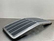 Load image into Gallery viewer, GRILL Mercedes S320 S500 S420 1995 95 1996 96 - 98 99 - NW98559
