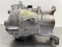 Load image into Gallery viewer, TRANSFER CASE Volvo S60 V60 XC60 2017 17 2018 18 - NW246247
