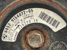 Load image into Gallery viewer, AC A/C AIR CONDITIONING COMPRESSOR 550i 550i Gt 650i 750 HYBRID 08-15 - NW239462
