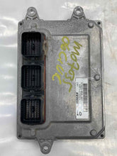 Load image into Gallery viewer, ECU ECM COMPUTER Honda Civic 2006 2007 1.7 Auto 06 07 - NW60342
