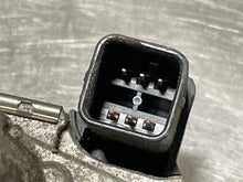 Load image into Gallery viewer, THROTTLE BODY 550i 550i Gt 650i 750 HYBRID 750i 750il Active 7 08-15 - NW177898
