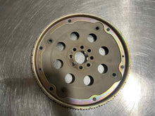 Load image into Gallery viewer, FLYWHEEL ALTIMA MAXIMA I35 2002 AUTO 3.5 - NW78547
