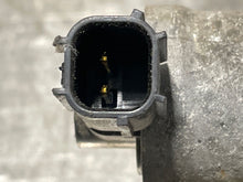 Load image into Gallery viewer, Throttle Body  PT CRUISER 2003 - NW177535
