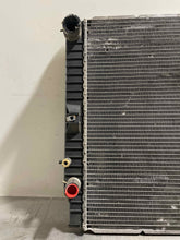 Load image into Gallery viewer, RADIATOR Lincoln Aviator 2003 03 2004 04 2005 05 - NW131763
