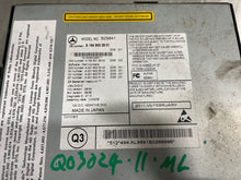 Load image into Gallery viewer, RADIO Mercedes-Benz ML350 ML450 ML550 ML63 2011 11 - NW232492
