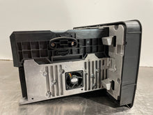 Load image into Gallery viewer, RADIO Mercedes-Benz ML350 ML450 ML550 ML63 2011 11 - NW232492
