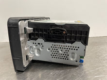 Load image into Gallery viewer, RADIO Mercedes-Benz ML350 ML450 ML550 ML63 2011 11 - NW232492
