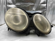 Load image into Gallery viewer, HEADLIGHT LAMP ASSEMBLY E320 E350 E500 E55 03 04 05 06 Right - NW103205
