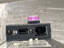 Load image into Gallery viewer, 6 DISC CD CHANGER 325i 320i X5 X3 330i 2001 01 2002 02 03 04 05 06 - NW231546
