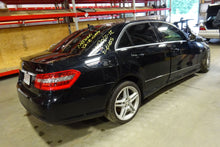 Load image into Gallery viewer, CARRIER ASSEMBLY CLS400 CLS550 CLS63 E250D E300 E350 E400 E550 E63 12-18 AWD - NW46938

