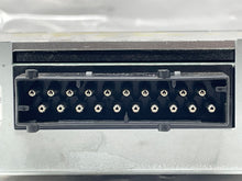 Load image into Gallery viewer, AMPLIFIER BMW 528i 535i 550i 2010 10 - NW136435
