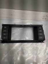 Load image into Gallery viewer, RADIO CONTROLS Land Rover Evoque 2012 12 2013 13 2014 14 2015 15 - NW232691
