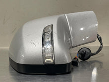 Load image into Gallery viewer, Side View Door Mirror Renault Encore 2019 - NW382274
