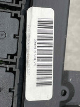Load image into Gallery viewer, Radio Control panel Volvo XC70 2008 08 - NW232910
