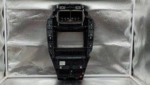 Load image into Gallery viewer, Radio Lincoln MKC 2015 - NW231185
