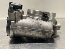 Load image into Gallery viewer, THROTTLE BODY E250 Van C250 C300 C350 C63 CLA45 CLS400 CLS550 12-16 - NW178376
