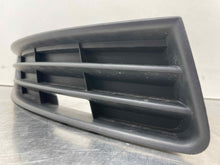 Load image into Gallery viewer, GRILLE Volkswagen Passat 2006 06 2007 07 2008 08 2009 09 10 Lower Right - NW98766
