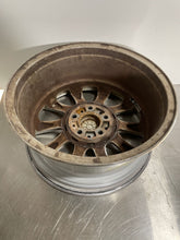 Load image into Gallery viewer, Wheel Rim  BMW Z4 2006 - NW255167
