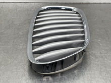 Load image into Gallery viewer, GRILLE BMW Z4 03 04 05 06 07 08 Right - NW260900
