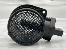 Load image into Gallery viewer, Mass Air Flow Sensor Meter MAF Audi RS6 TT 03 04 05 06 - NW4766
