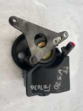 Load image into Gallery viewer, POWER STEERING PUMP Volvo S60 V70 S80 99 00 01 - 04 05 - NW241230
