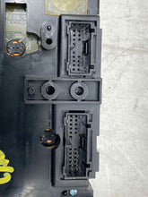 Load image into Gallery viewer, Temp Climate AC Heater Control Volvo S60 V70 2001 01 02 03 04 05 06 07 08 09 - NW468173
