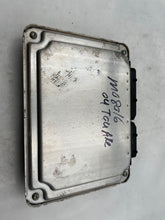 Load image into Gallery viewer, ECU ECM COMPUTER Volkswagen VW Toureg 2004 04 4.2L - NW62931
