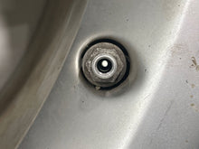 Load image into Gallery viewer, Wheel Rim Volkswagen Touareg 2013 - NW256381
