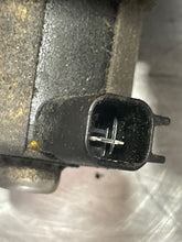 Load image into Gallery viewer, Steering Gear Rack Jaguar S Type 2000 - NW242944
