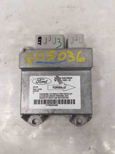 Load image into Gallery viewer, AIR BAG COMPUTER Jaguar S Type 2000 00 2001 01 - NW235391
