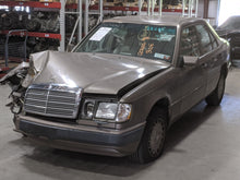 Load image into Gallery viewer, Transmission  MERCEDES 300E 1991 - NW248424

