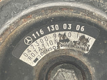 Load image into Gallery viewer, AC COMPRESSOR Mercedes 300E 350 1990 90 1991 91 92 93 - NW239787
