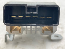 Load image into Gallery viewer, FUEL PUMP CONTROL MODULE COMPUTER Subaru Tribeca 2006-2014 - NW37965
