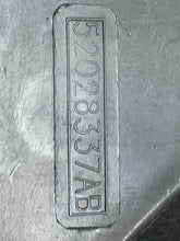 Load image into Gallery viewer, RADIATOR FAN ASSEMBLY Cherokee 1997 97 1998 98 99 00 01 4.0L - NW63447
