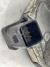 Load image into Gallery viewer, THROTTLE BODY 228I 320i 328D 328i 328I GT 428i 528D 528i X1 X3 X4 12-15 - NW516003
