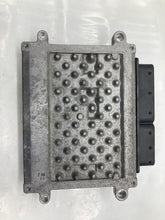 Load image into Gallery viewer, ECU ECM COMPUTER Volvo V70 XC90 S70 S80 2008 08 2009 09 2010 10 - NW63123

