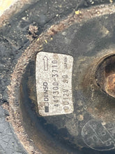 Load image into Gallery viewer, AC COMPRESSOR Jaguar XJ6 1995 95 1996 96 1997 97 - NW239663
