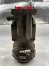 Load image into Gallery viewer, AC COMPRESSOR Jaguar XJ6 1995 95 1996 96 1997 97 - NW239663
