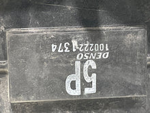 Load image into Gallery viewer, RADIATOR FAN ASSEMBLY Prius CT200H 2010 10 2011 11 2012 12 - NW64636
