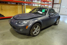 Load image into Gallery viewer, Transmission  MAZDA MX-5 MIATA 2006 - NW183991
